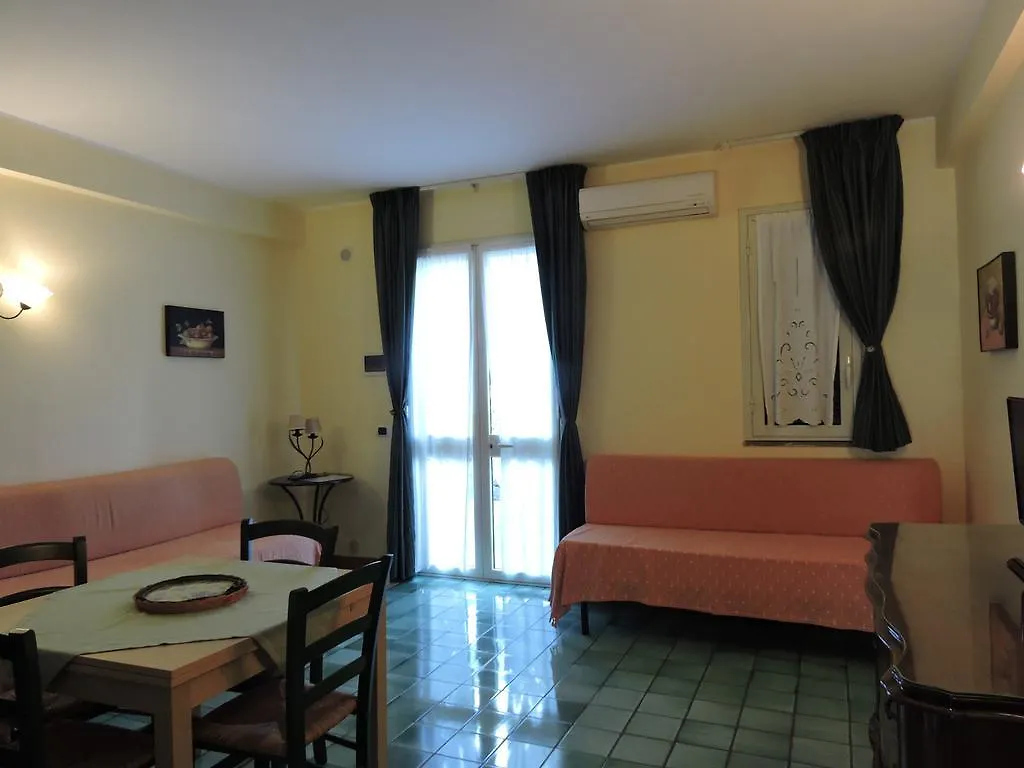 Villa Sciare Modo Acireale 2*,