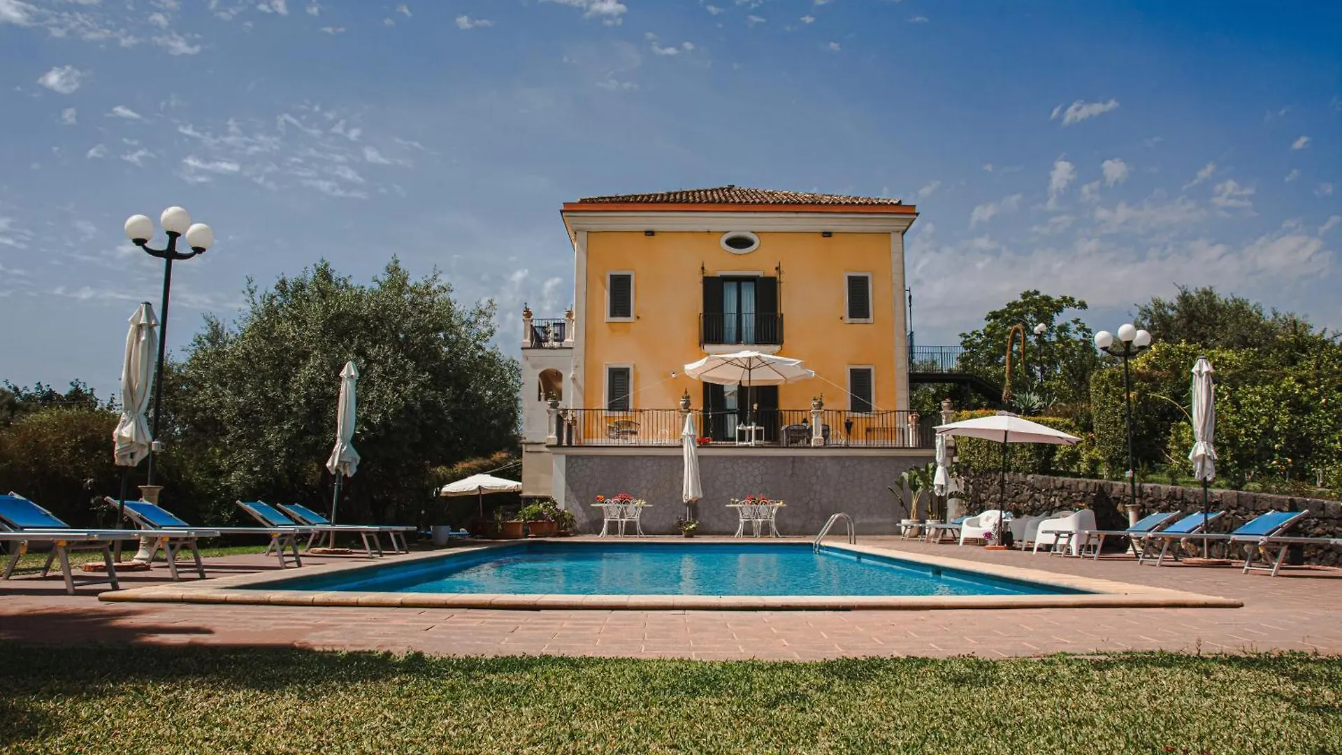 Villa Sciare Modo Ачиреале 2*,  Италия
